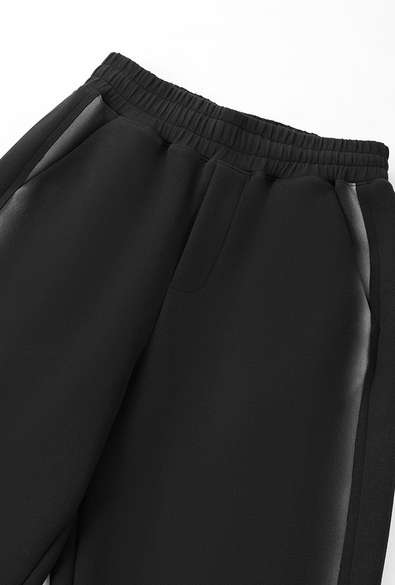 Waistband close-up—elastic drawstring waist with clean stitch finish.