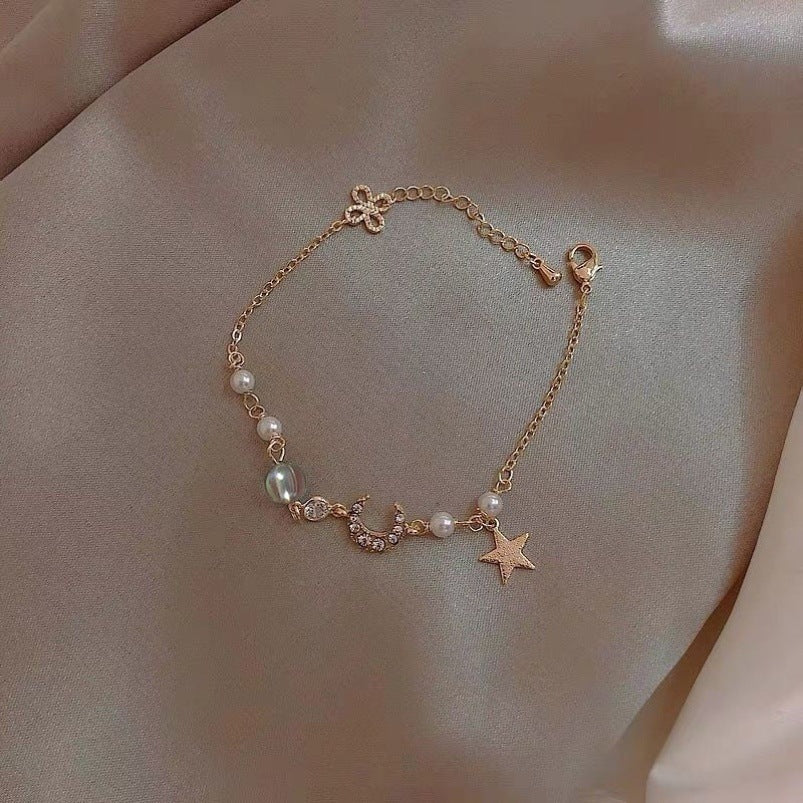 Minimalist Star and Moon Zircon Pearl Bracelet