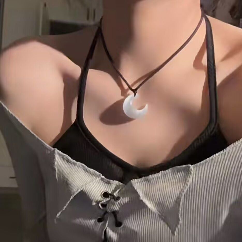 Pearlescent Moon Black & White Chain Necklace