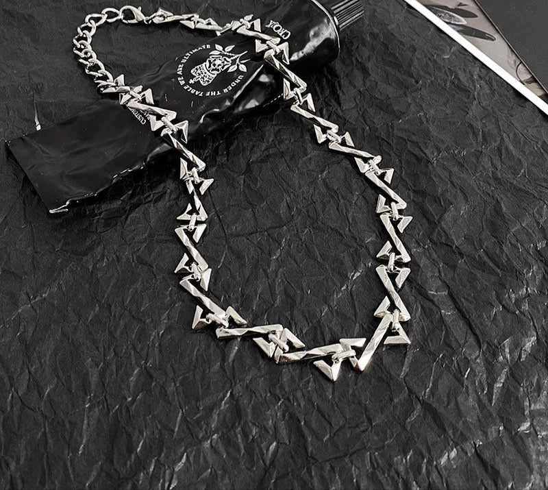 Silver chain necklace with Lightning Bolt pattern