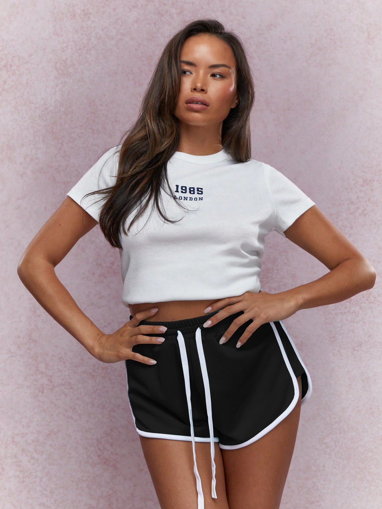 Minimalist Drawstring Trim Shorts for Everyday Comfort