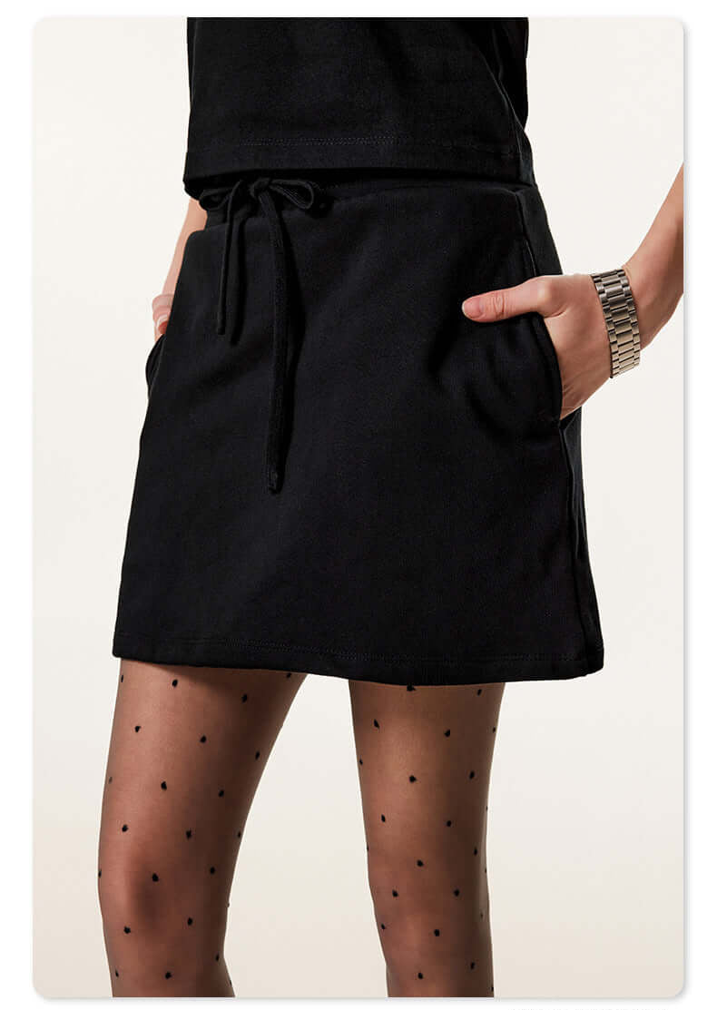 Black skirt pocket detail