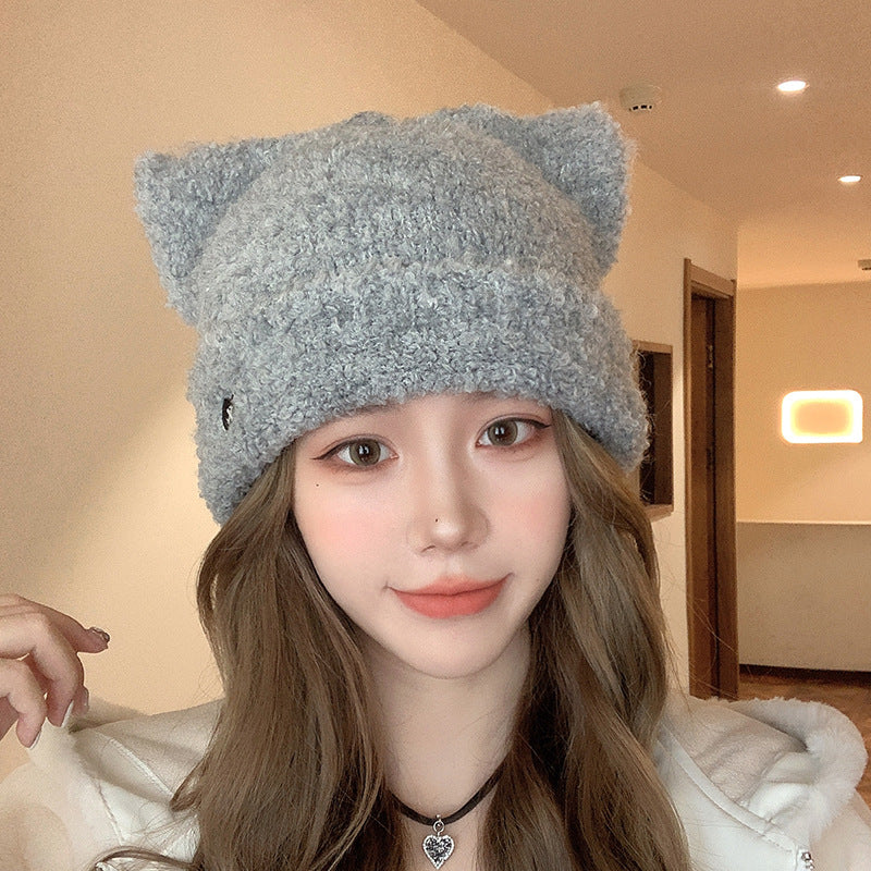 Gray Cat Ear Beanie Hat on Model – Soft gray knit beanie hat with cat ears, providing warmth and a cute aesthetic