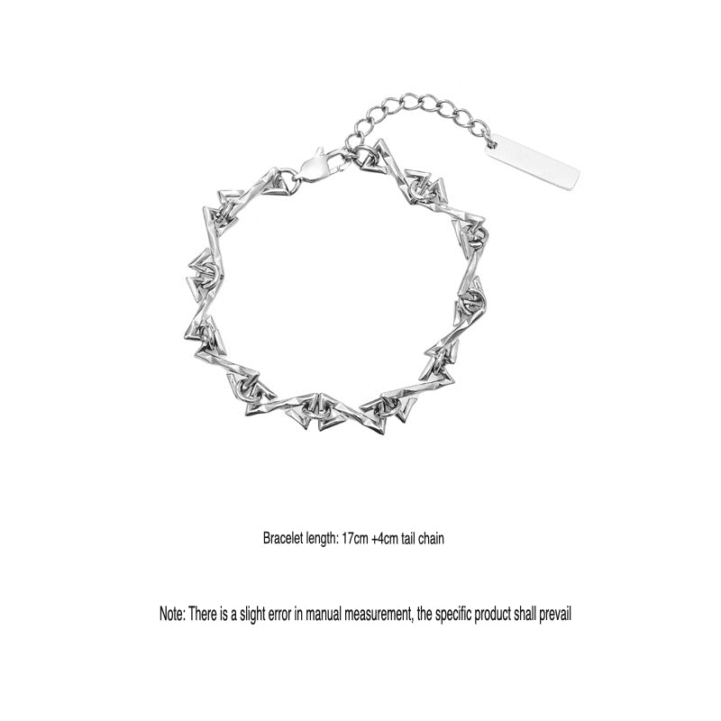 Minimalist silver chain bracelet with an angular design and adjustable extension, displayed against a white background with measurements.