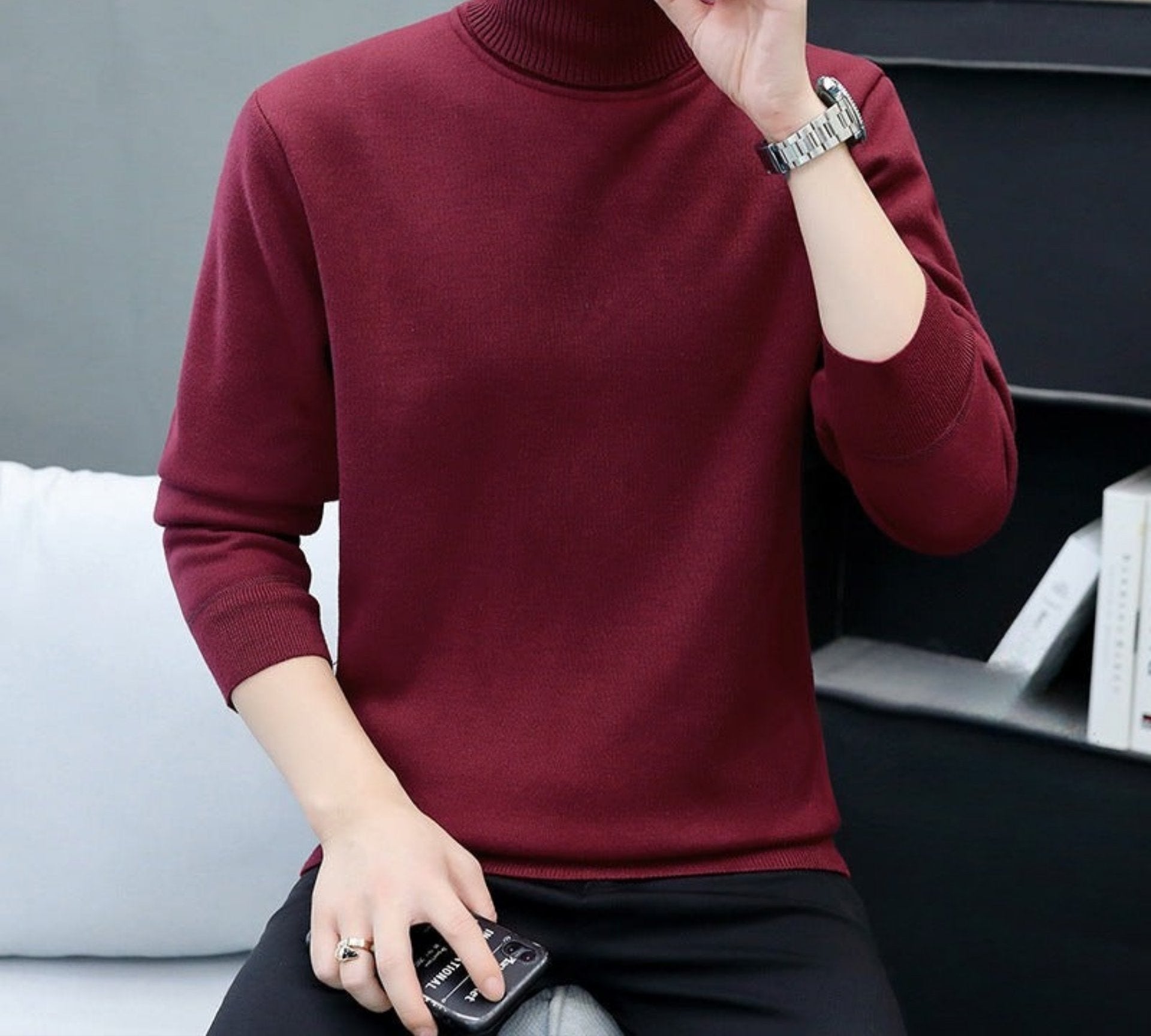 Claret turtleneck sweater with fleece lining
