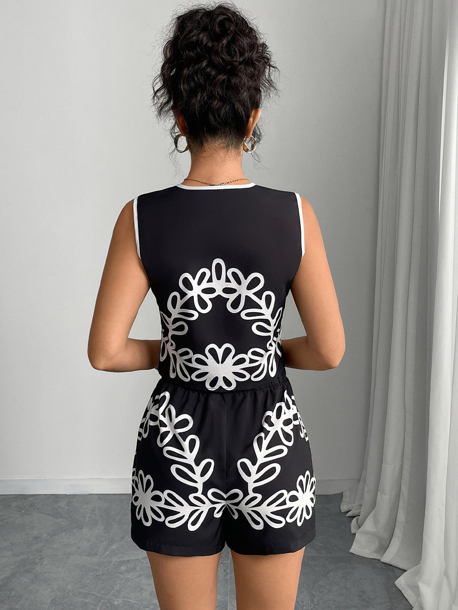 Back view floral print matching summer outfit