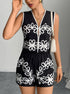 Detail view buttoned front of summer set