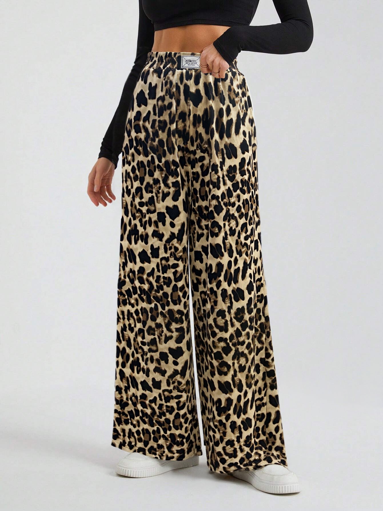 leopard wide leg pants high waist casual outfit