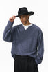 Men’s casual navy blue V-neck long sleeve t-shirt minimalist outfit