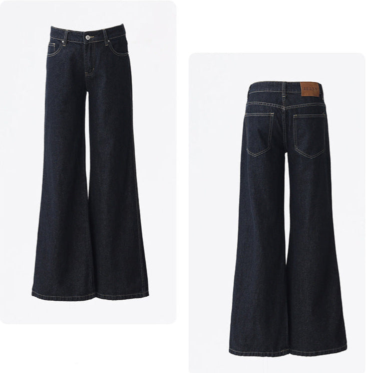 Flat lay of front & back view of bootcut dark wash jeans with classic five-pocket styling